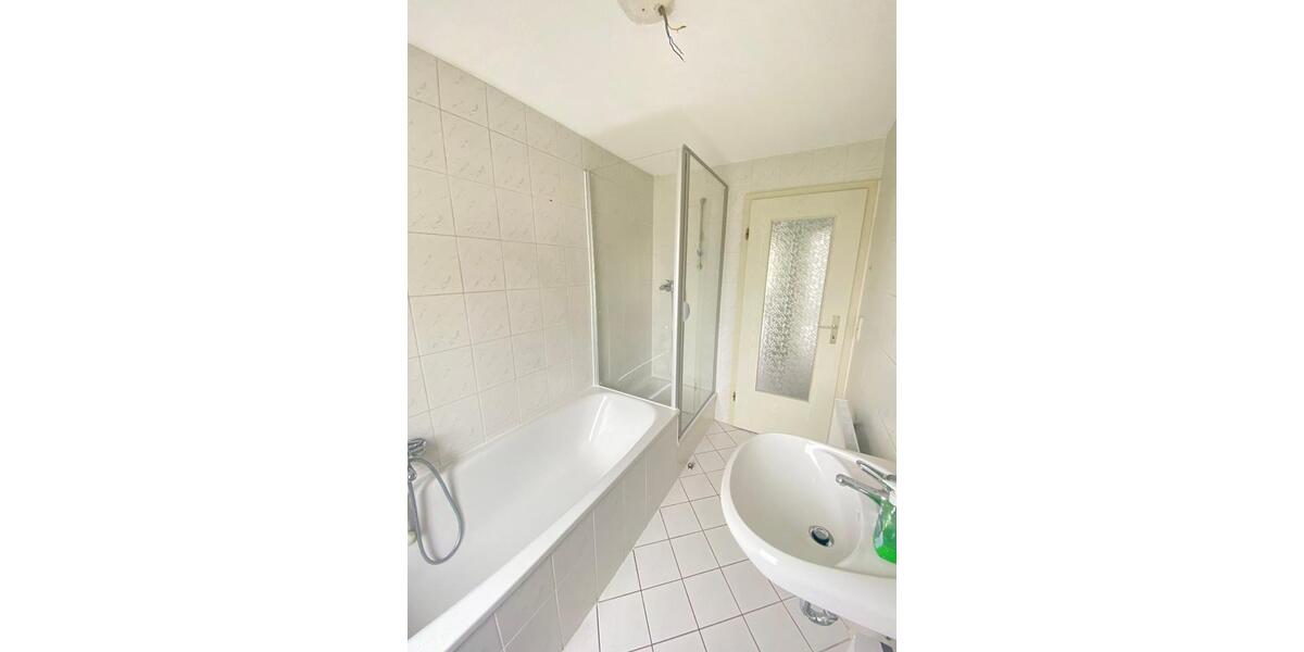 Etagenwohnung Genthin - 3 Zimmer, 63 m&sup2;, 462&euro; | Angebot:24803336