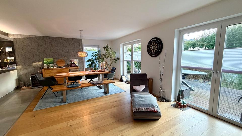 Einfamilienhaus Lotte - 5 Zimmer, 137 m&sup2;, 1.700&euro; | Angebot:24977743