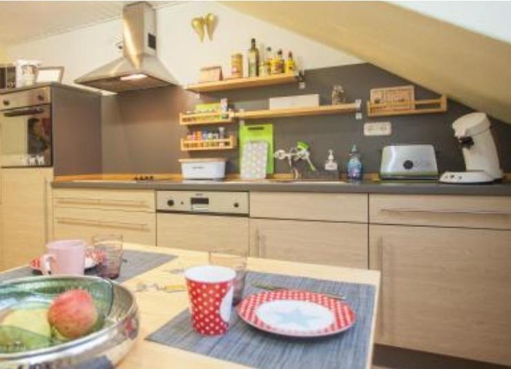 Dachgeschoßwohnung Winterberg - 3 Zimmer, 75 m&sup2;, 1.250&euro; | Angebot:25232940