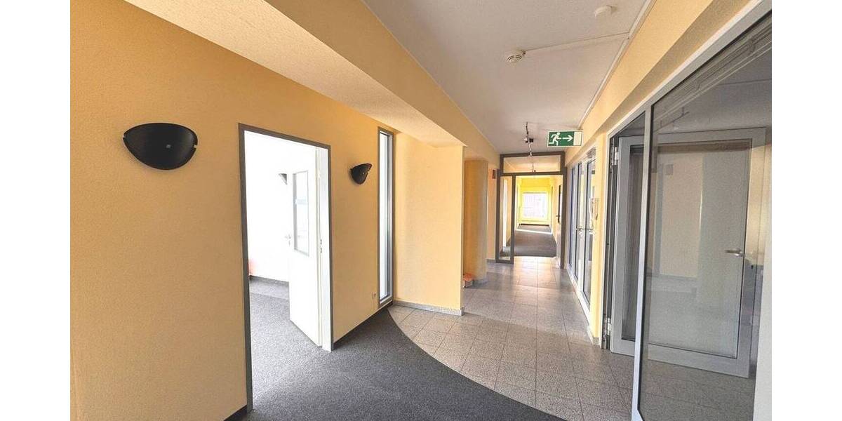 Gewerbeobjekt Göttingen Geismar - 9 Zimmer, 298 m&sup2;, 2.335&euro; | Angebot:23637617