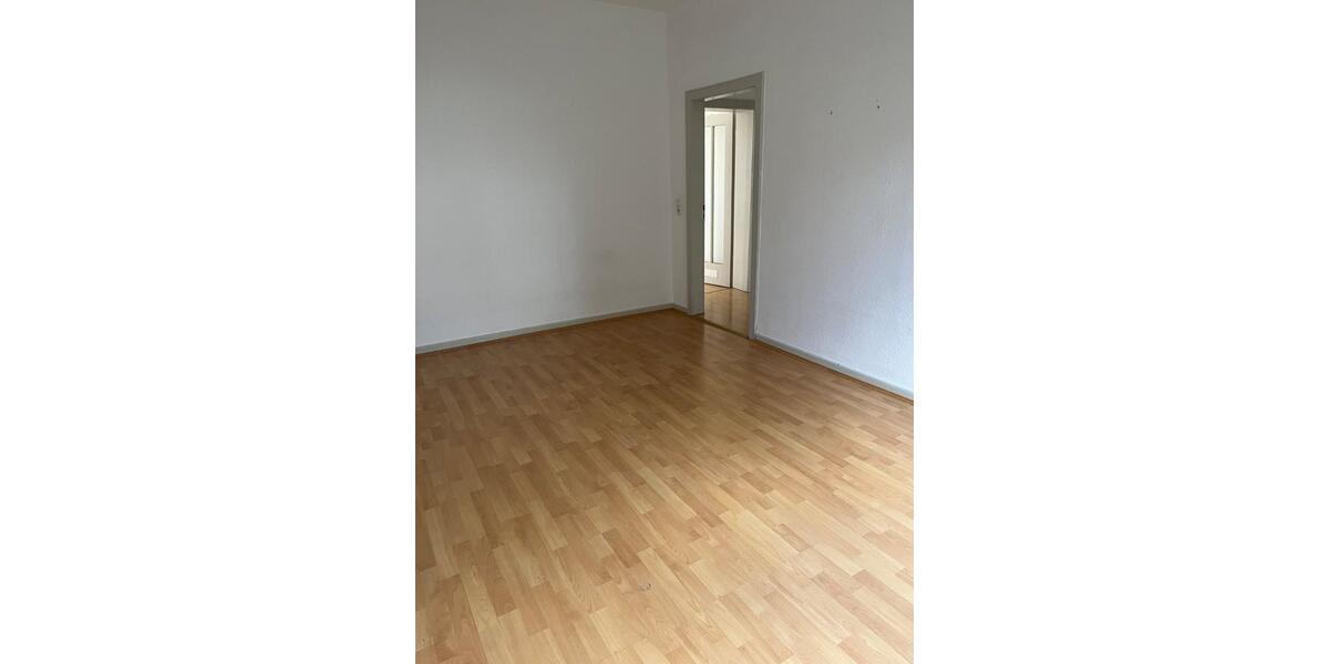 Hochparterre Kassel Südstadt - 3 Zimmer, 75 m&sup2;, 580&euro; | Angebot:25231519