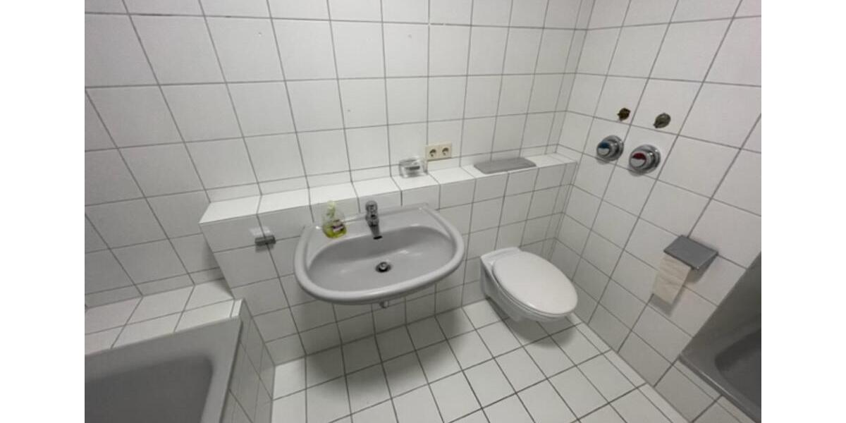 Etagenwohnung Engen - 3.5 Zimmer, 82 m&sup2;, 980&euro; | Angebot:25821681