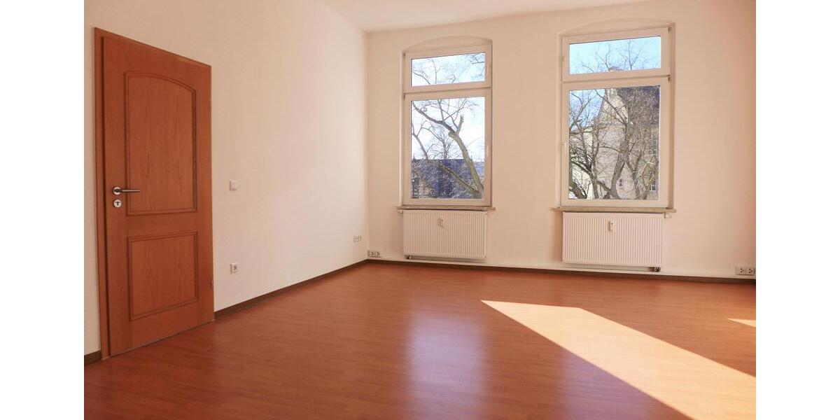 Etagenwohnung Sondershausen - 4 Zimmer, 98 m&sup2;, 787&euro; | Angebot:26234092