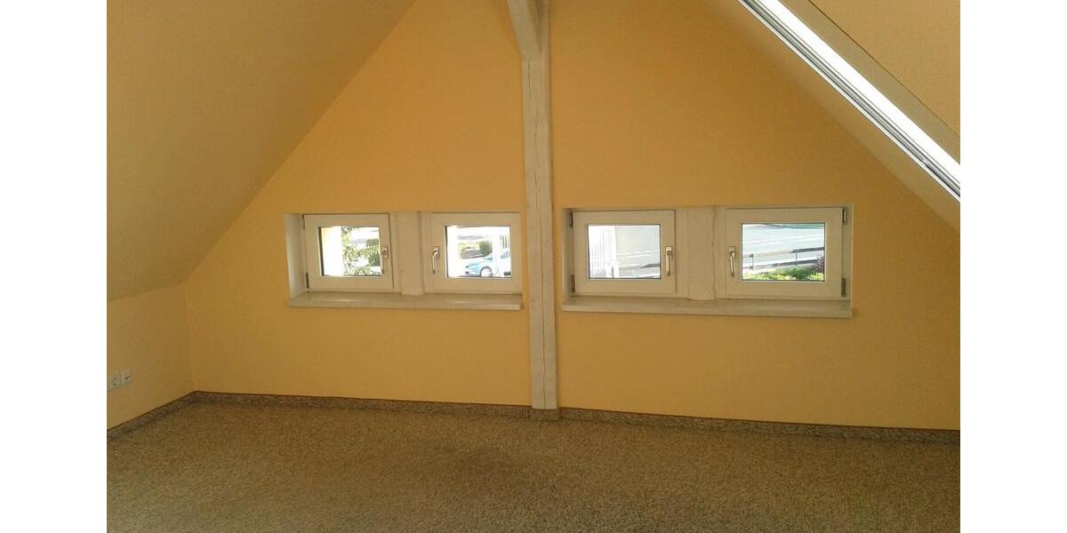 Etagenwohnung Jessen (Elster) - 4 Zimmer, 98 m&sup2;, 637&euro; | Angebot:26482594