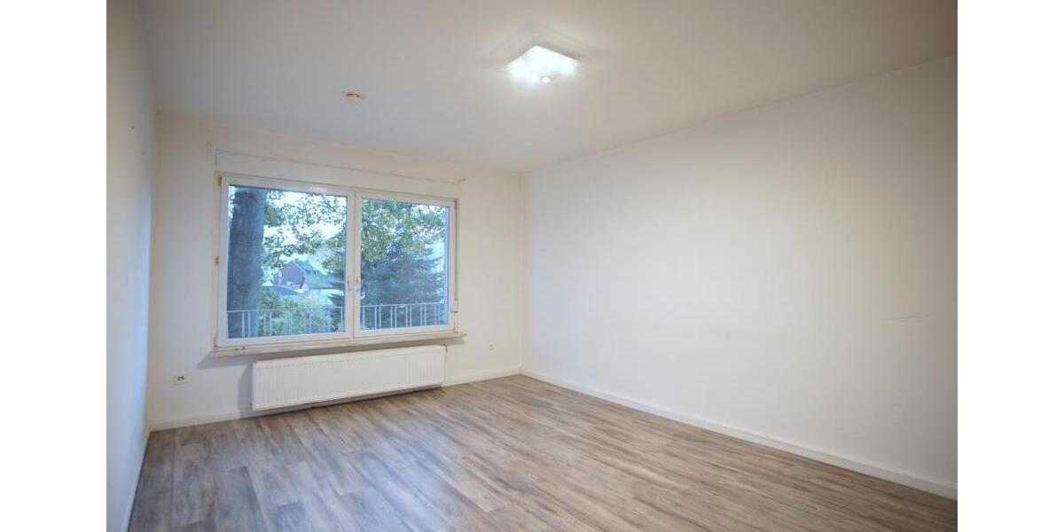 ~ Gepflegte Etagenwohnung mit Laminat und toller Aufteilung ~ 3 zimmer