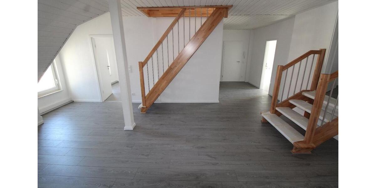 Maisonettenwohnung Burgstädt - 3 Zimmer, 84 m&sup2;, 510&euro; | Angebot:24398857