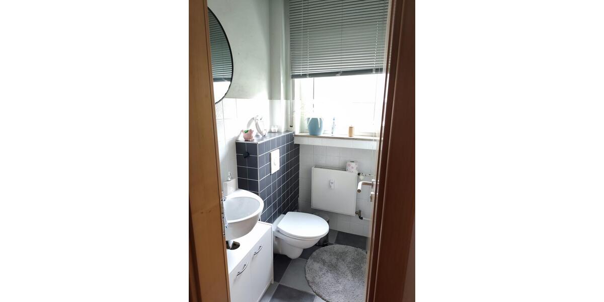 Etagenwohnung Siegen Eiserfeld - 4 Zimmer, 110 m&sup2;, 1.000&euro; | Angebot:24752653