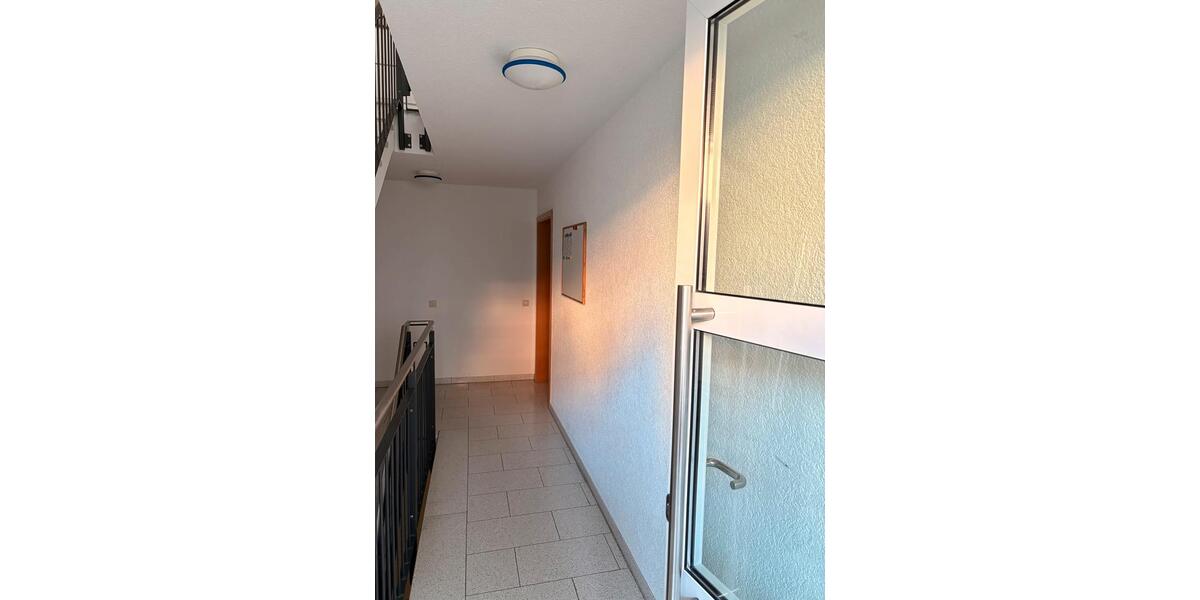 Renovierte 2-Zimmer Wohnung mit Balkon in Oberderdingen-Flehingen 2 zimmer