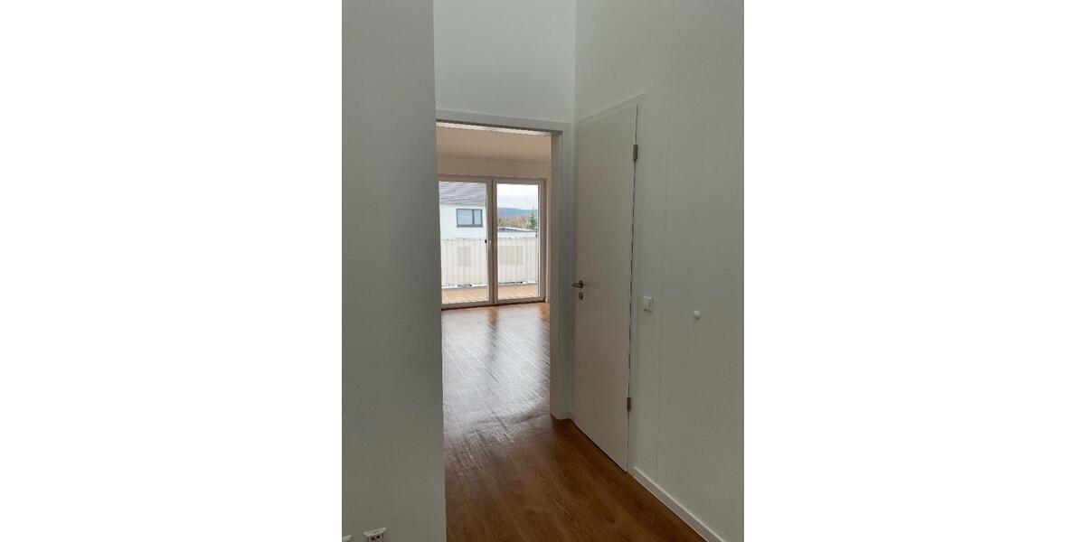 Dachgeschoßwohnung Esslingen am Neckar Oberesslingen - 3 Zimmer, 87 m&sup2;, 1.249&euro; | Angebot:25882996