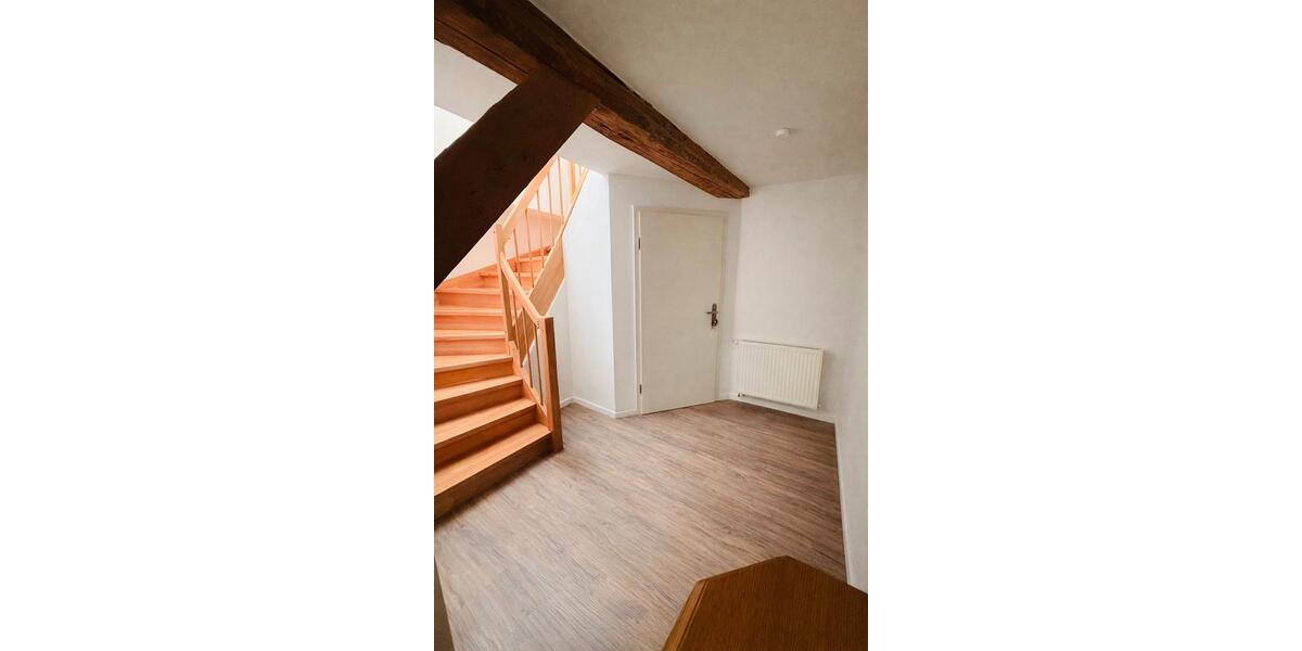 Maisonettenwohnung Bad Arolsen - 4 Zimmer, 100 m&sup2;, 1.000&euro; | Angebot:26286563