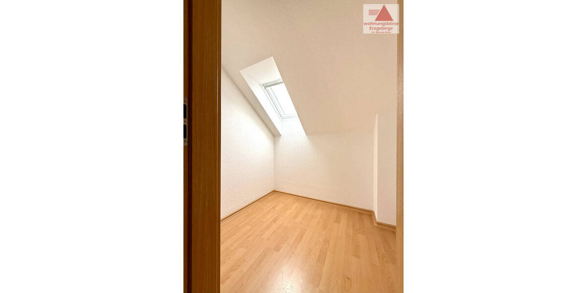 Etagenwohnung Gornsdorf - 2 Zimmer, 60 m&sup2;, 350&euro; | Angebot:21808335