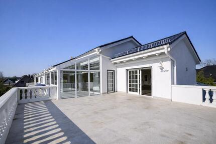 Exclusive 155m² Luxuswohnung mit FBH, Kamin, Klimaa. und Garten 4 zimmer