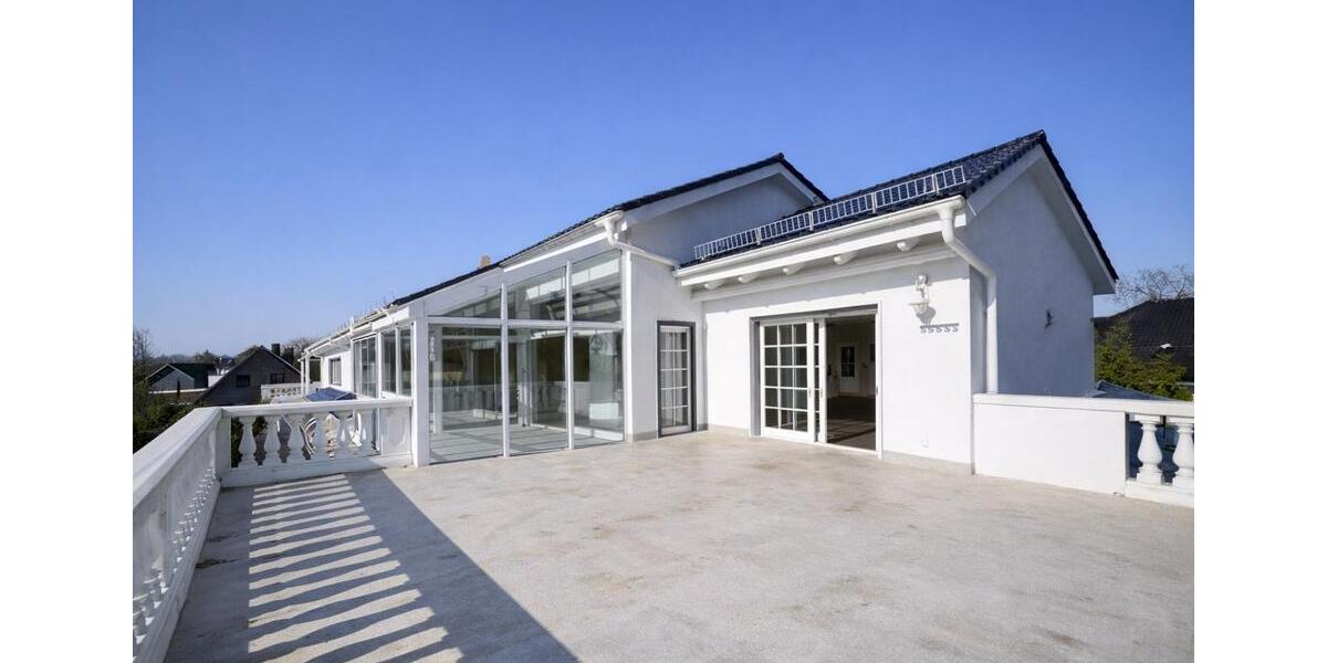 Exclusive 155m² Luxuswohnung mit FBH, Kamin, Klimaa. und Garten 4 zimmer