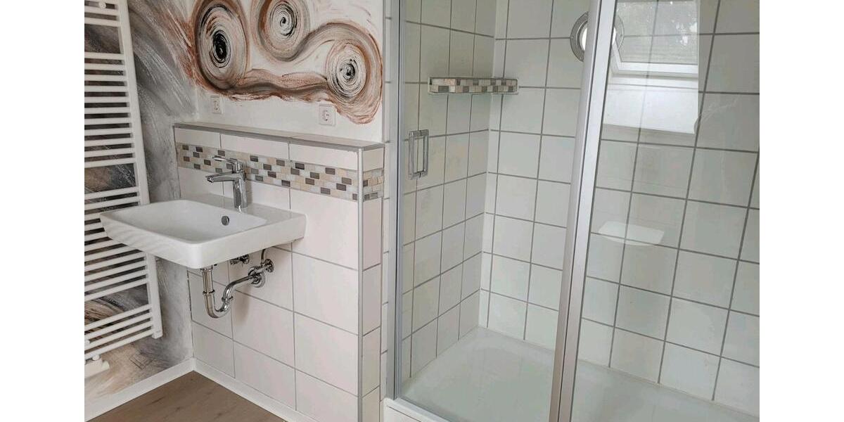 Dachgeschoßwohnung Pforzheim Dillweißenstein - 2 Zimmer, 64 m&sup2;, 610&euro; | Angebot:27610016