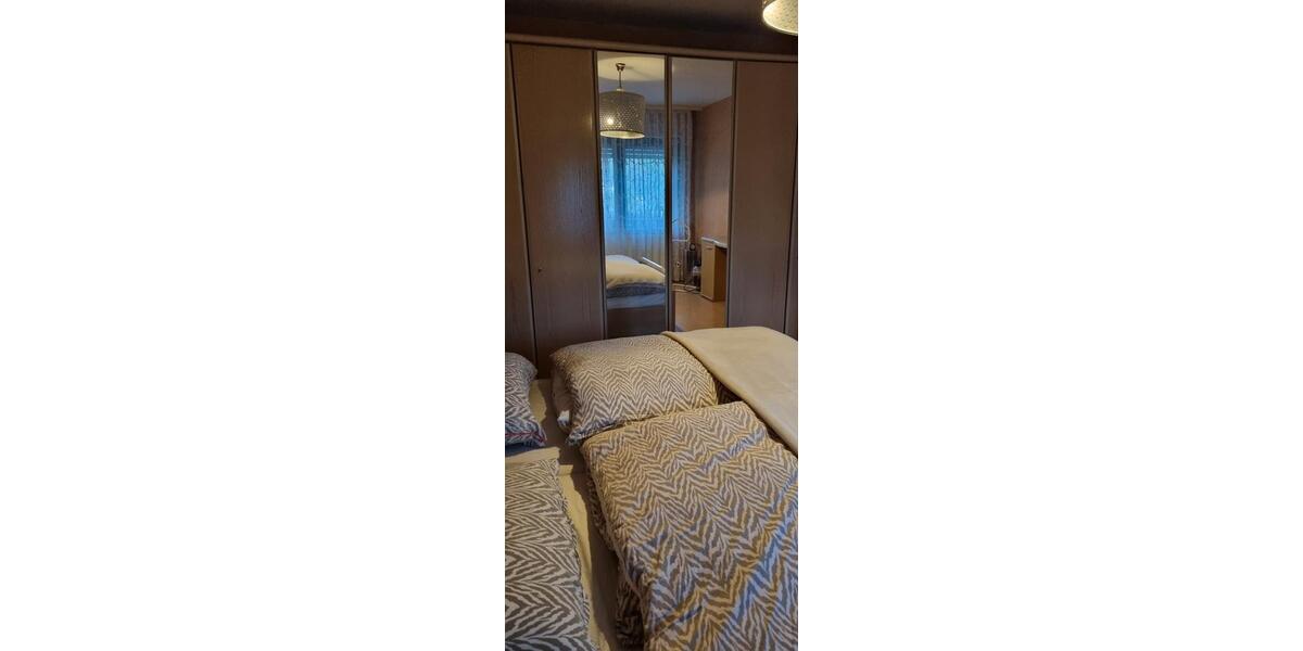 Terrassenwohnung Tettau - 3 Zimmer, 90 m&sup2;, 99&euro; | Angebot:26682602
