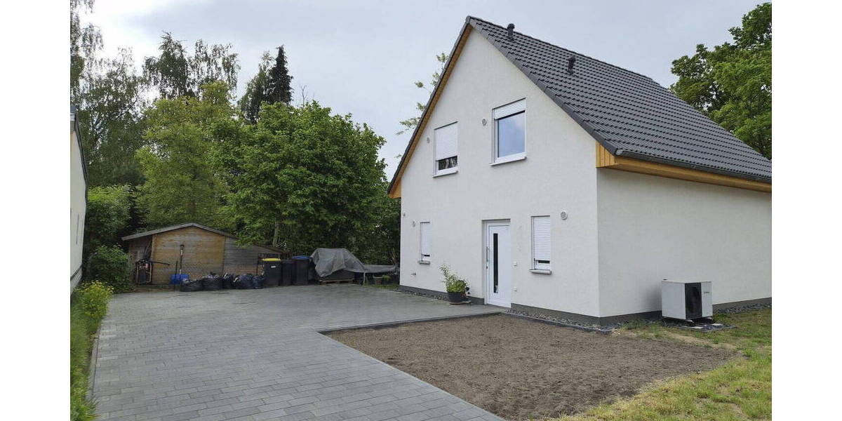 Einfamilienhaus Falkensee - 4 Zimmer, 90 m&sup2;, 1.620&euro; | Angebot:26731059