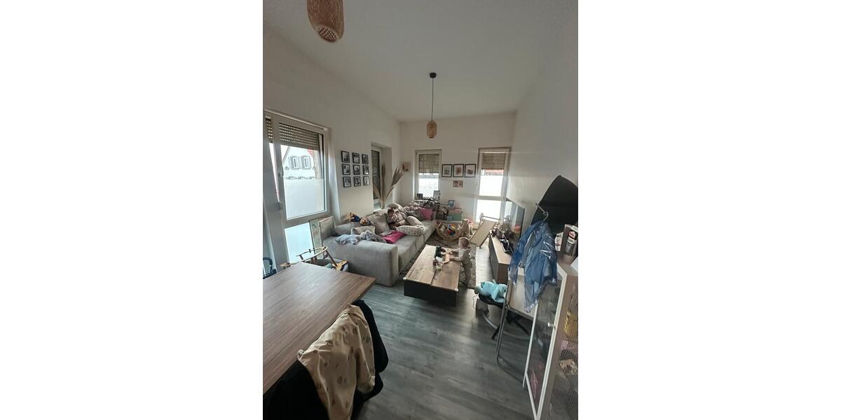 Erdgeschoßwohnung Haßloch - 3 Zimmer, 90 m&sup2;, 950&euro; | Angebot:26042115