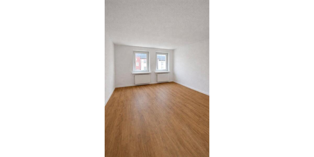 Etagenwohnung Pasewalk - 3 Zimmer, 63 m&sup2;, 570&euro; | Angebot:26096254