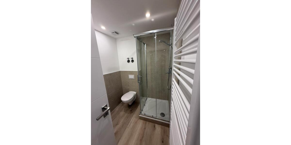 Single Wohnung Finanzschüler Effizienzhaus Balkon 1 zimmer