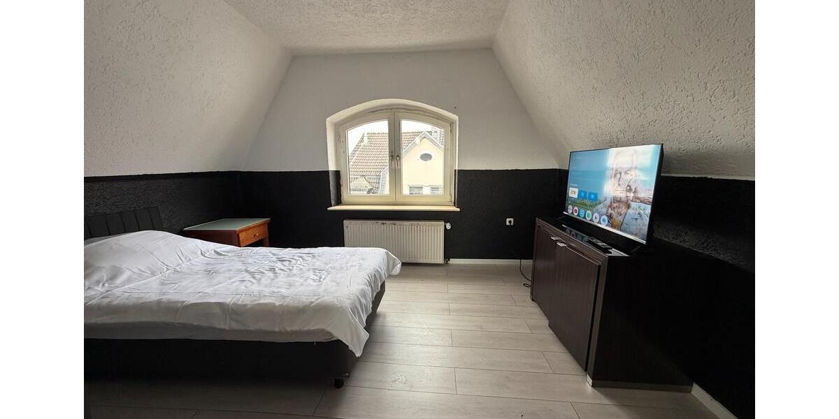 Wohnen auf Zeit Lüdenscheid - 5 Zimmer, 120 m&sup2;, 15&euro; | Angebot:26317719