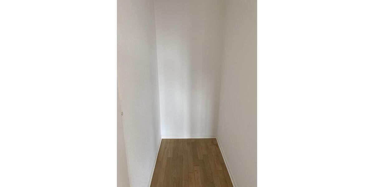 Etagenwohnung Erfurt - 3 Zimmer, 110 m&sup2;, 1.215&euro; | Angebot:25750358