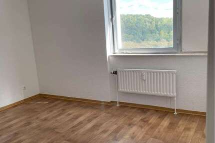 Wohnung Kreuztal - 4 Zimmer, 84 m&sup2;, 469&euro; | Angebot:27184022