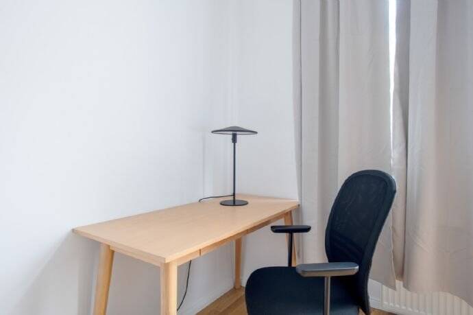 Etagenwohnung Berlin Schöneberg - 5 Zimmer, 140 m&sup2;, 2.310&euro; | Angebot:26196253