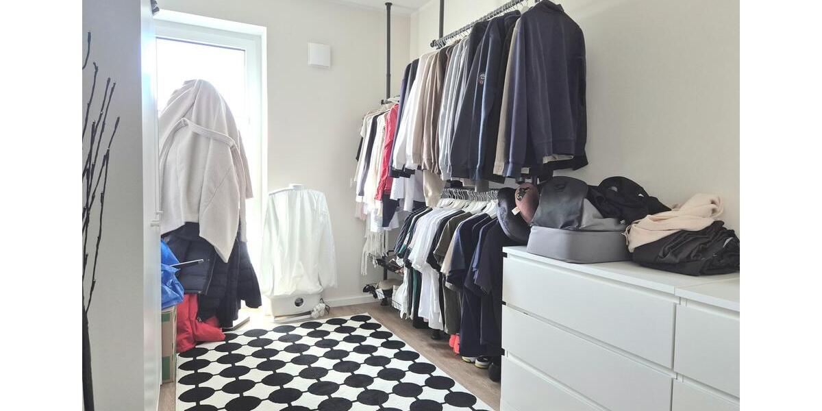 Etagenwohnung Esens - 3 Zimmer, 90 m&sup2;, 1.180&euro; | Angebot:26129699