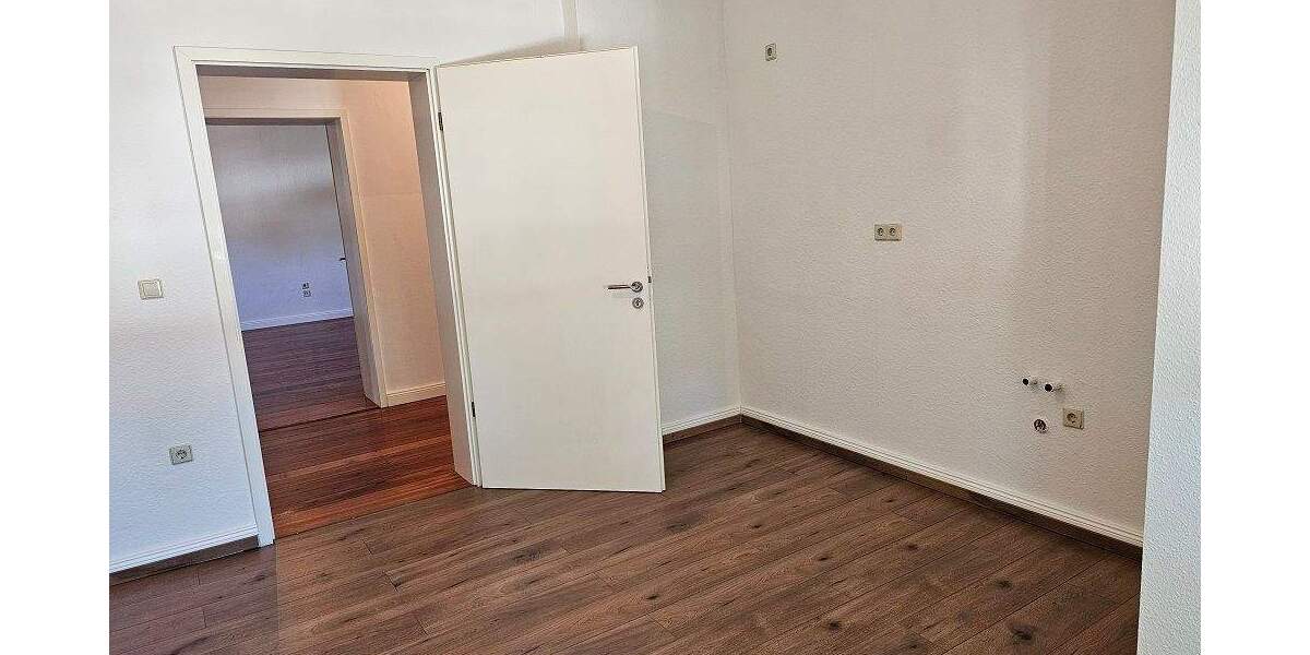 Mehrfamilienhaus, Wohnhaus Torgau - 8 Zimmer, 715 m&sup2;, 4.000&euro; | Angebot:25736593