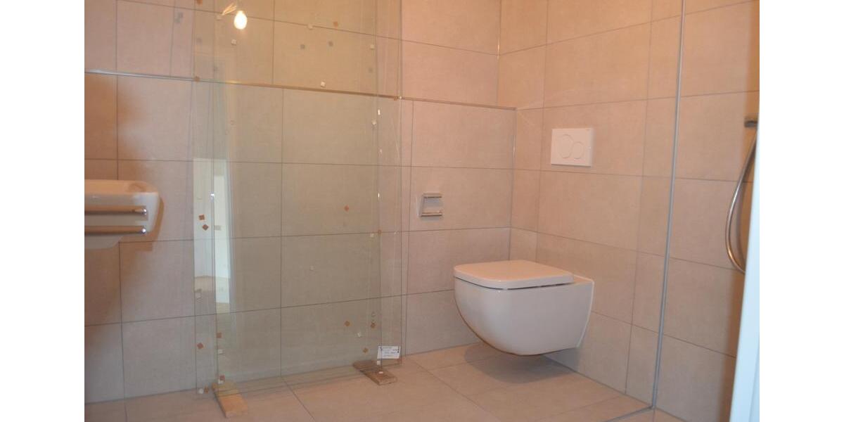 Dachgeschoßwohnung Regensburg Brandlberg - 2 Zimmer, 72 m&sup2;, 1.340&euro; | Angebot:23279082