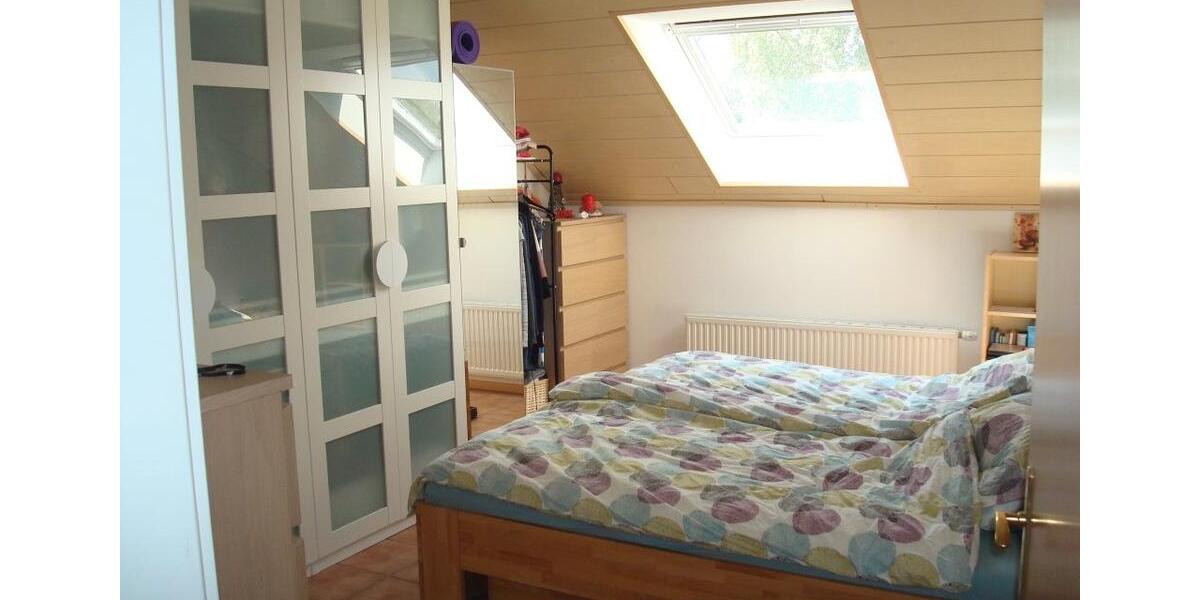 Dachgeschoßwohnung Asbach - 3 Zimmer, 90 m&sup2;, 720&euro; | Angebot:26042108