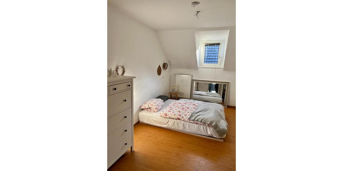 Dachgeschoßwohnung Köln Kalk - 1 Zimmer, 57 m&sup2;, 980&euro; | Angebot:25217908