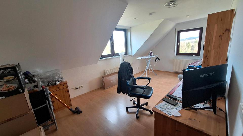 Dachgeschoßwohnung Ahorn - 2 Zimmer, 110 m&sup2;, 750&euro; | Angebot:25933654
