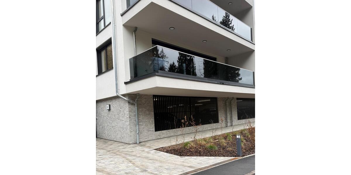 Hochparterre Marburg - 3 Zimmer, 115 m&sup2;, 1.900&euro; | Angebot:25636430