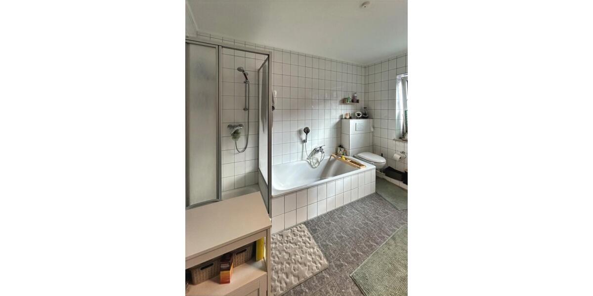 Etagenwohnung Walsrode - 4 Zimmer, 100 m&sup2;, 870&euro; | Angebot:26006637