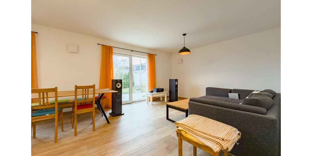 Hier beginnt Dein Feierabend: Helle Traumwohnung mit eigener Terrasse & 50 m² Privatgarten 2 zimmer