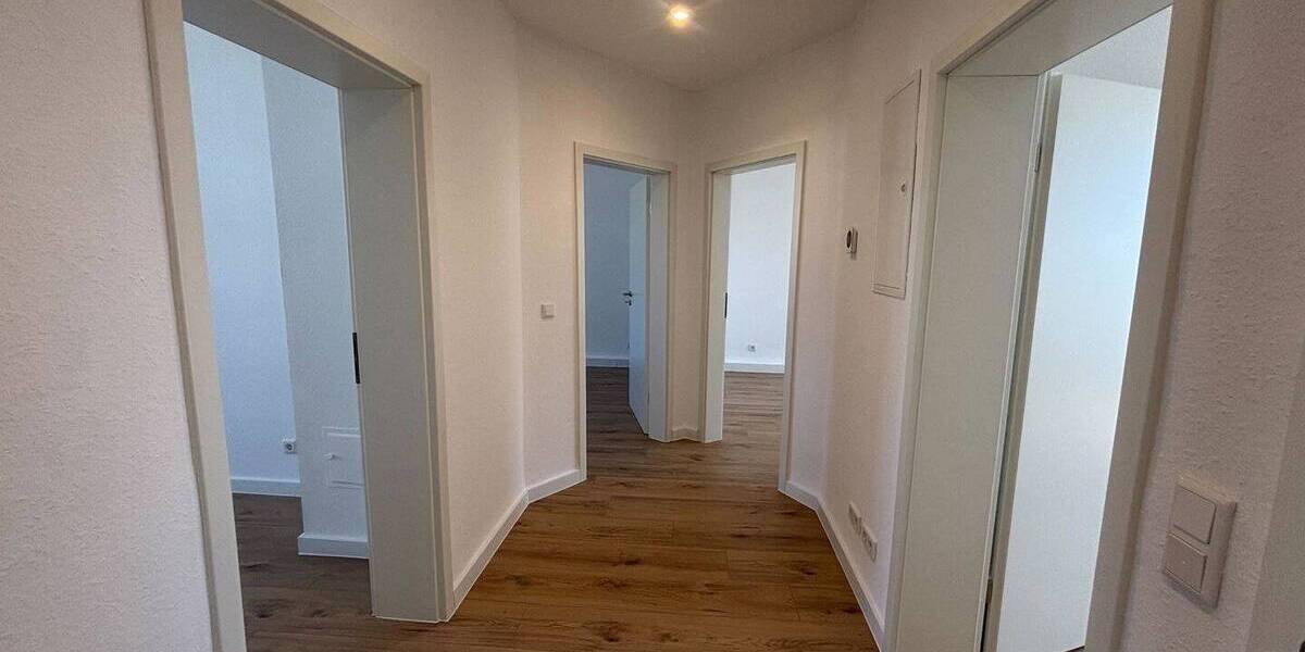 Etagenwohnung Hanau Lamboy - 4 Zimmer, 77 m&sup2;, 920&euro; | Angebot:26740291