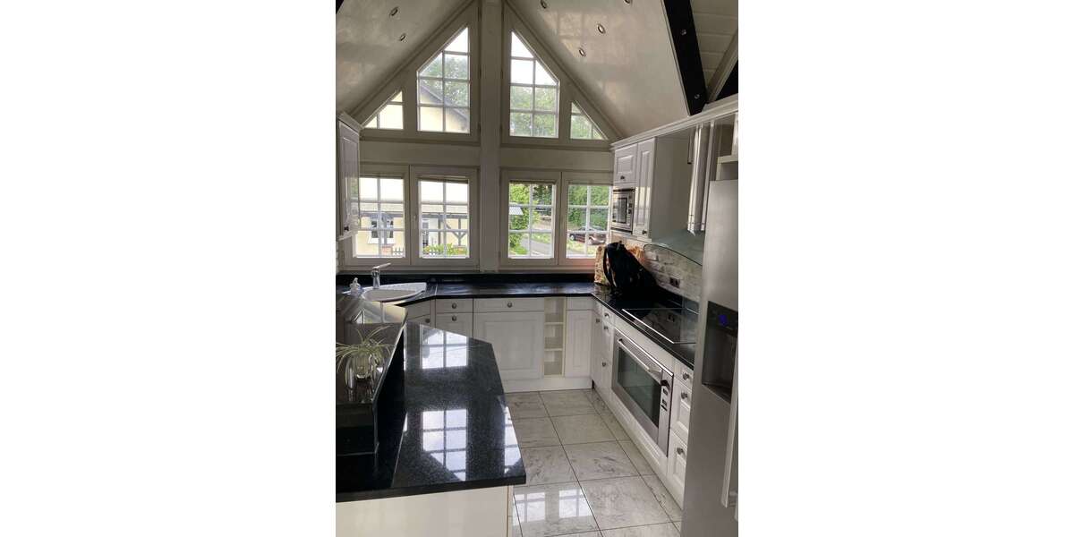 Etagenwohnung Königswinter - 2 Zimmer, 96 m&sup2;, 990&euro; | Angebot:26819748