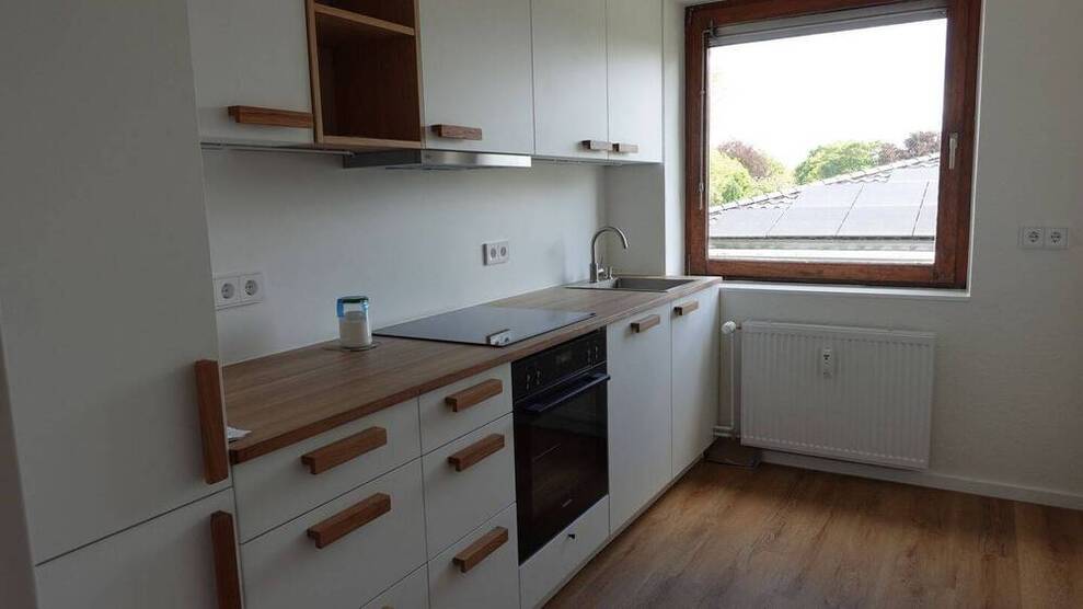 Vollständig renoviert: Elegante 2,50 Zimmer in Niendorf