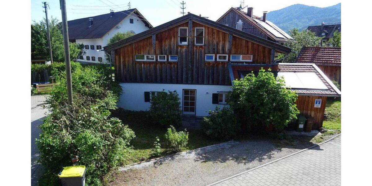 Doppelhaushälfte Bichl - 5 Zimmer, 137 m&sup2;, 1.785&euro; | Angebot:26825747