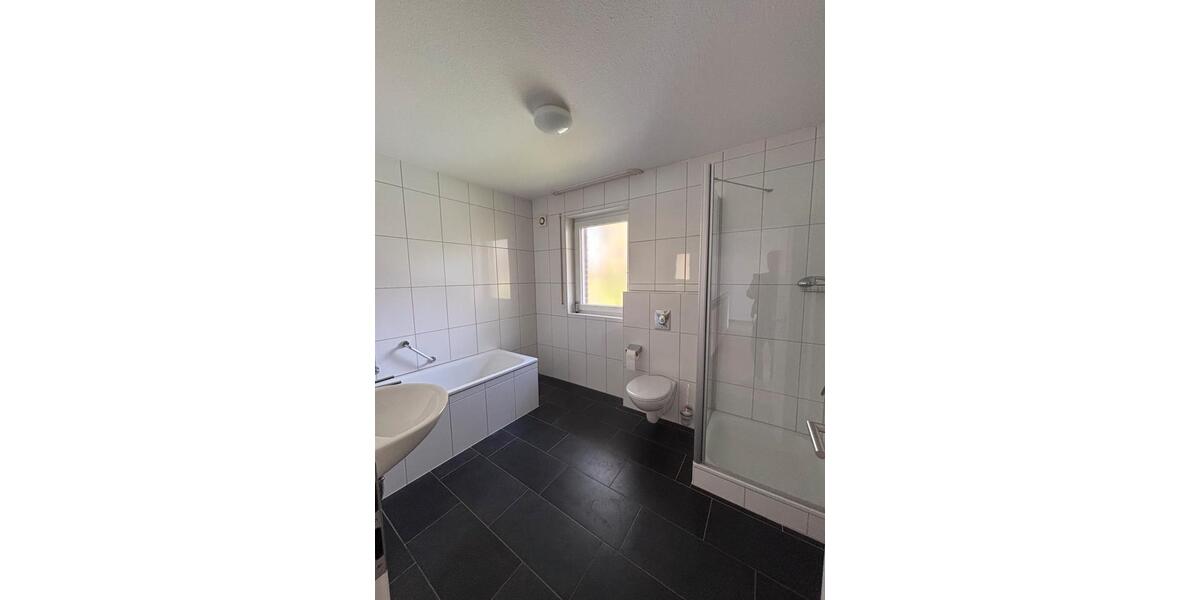 Doppelhaushälfte Harsewinkel - 4 Zimmer, 130 m&sup2;, 1.300&euro; | Angebot:26623941