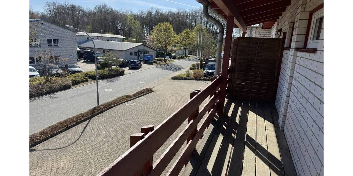 Etagenwohnung Brackel - 3 Zimmer, 82 m&sup2;, 820&euro; | Angebot:26127460