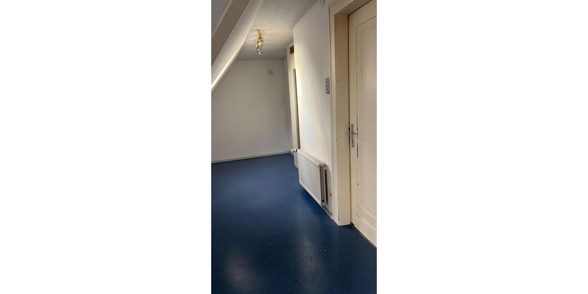 Dachgeschoßwohnung Lage - 2 Zimmer, 50 m&sup2;, 430&euro; | Angebot:25656620