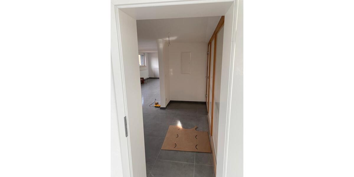 Dachgeschoßwohnung Schwäbisch Gmünd Bargau - 2 Zimmer, 90 m&sup2;, 1.200&euro; | Angebot:26039078