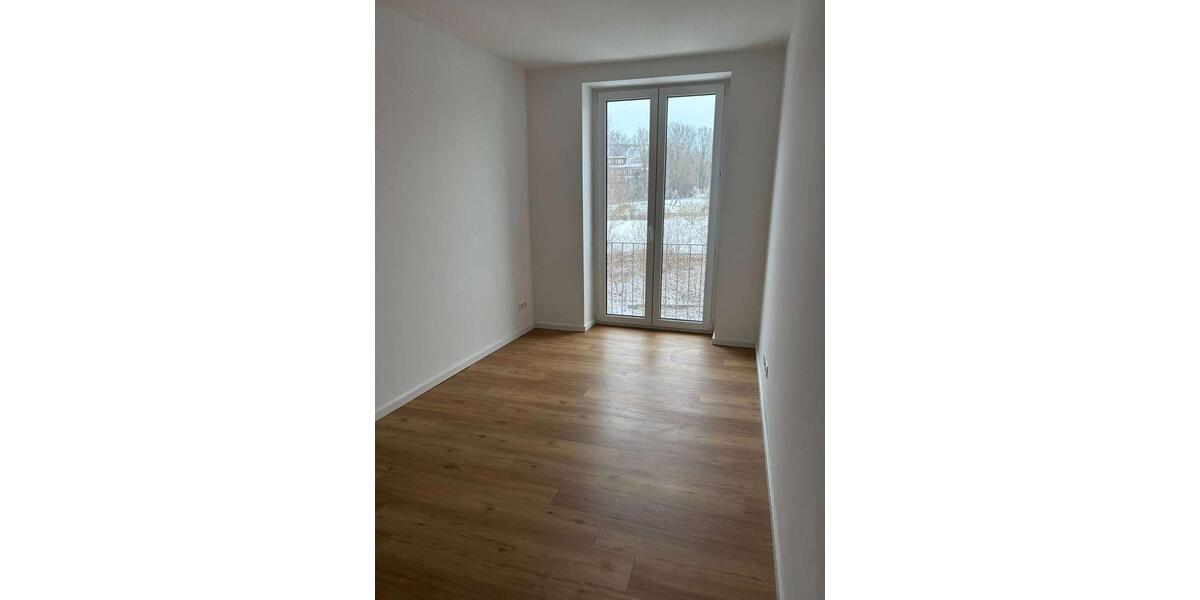 Etagenwohnung Plön - 4 Zimmer, 106 m&sup2;, 1.275&euro; | Angebot:24463471
