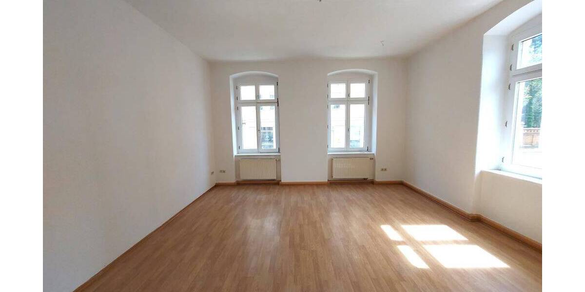 Etagenwohnung Gera Debschwitz - 2 Zimmer, 70 m&sup2;, 295&euro; | Angebot:26833140