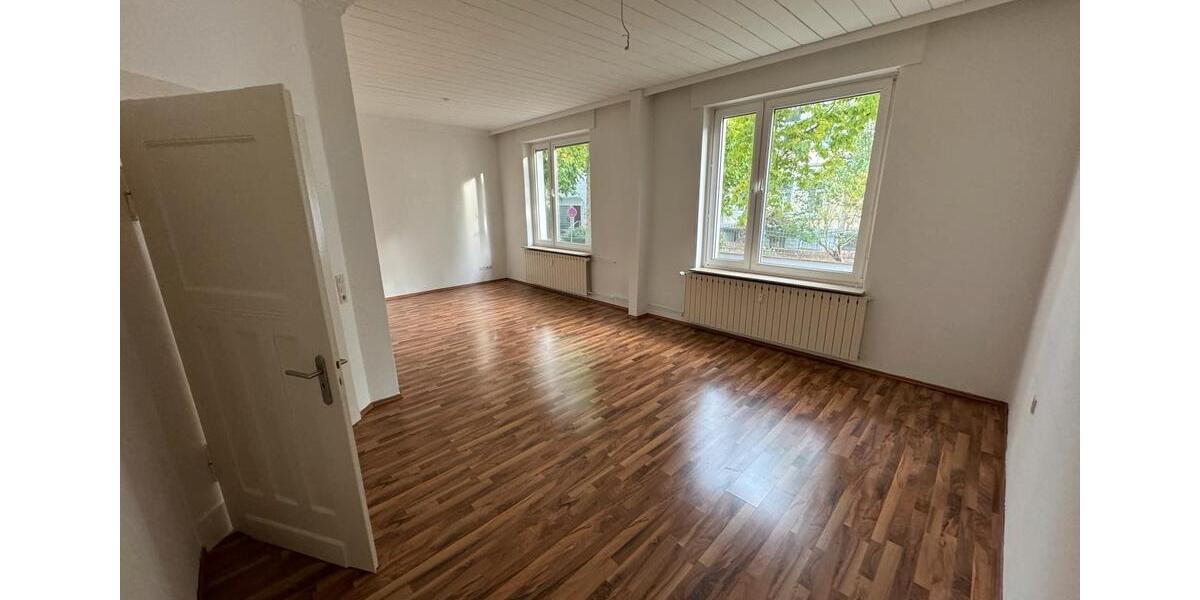 Erdgeschoßwohnung Bad Oeynhausen - 3 Zimmer, 950&euro; | Angebot:23581069