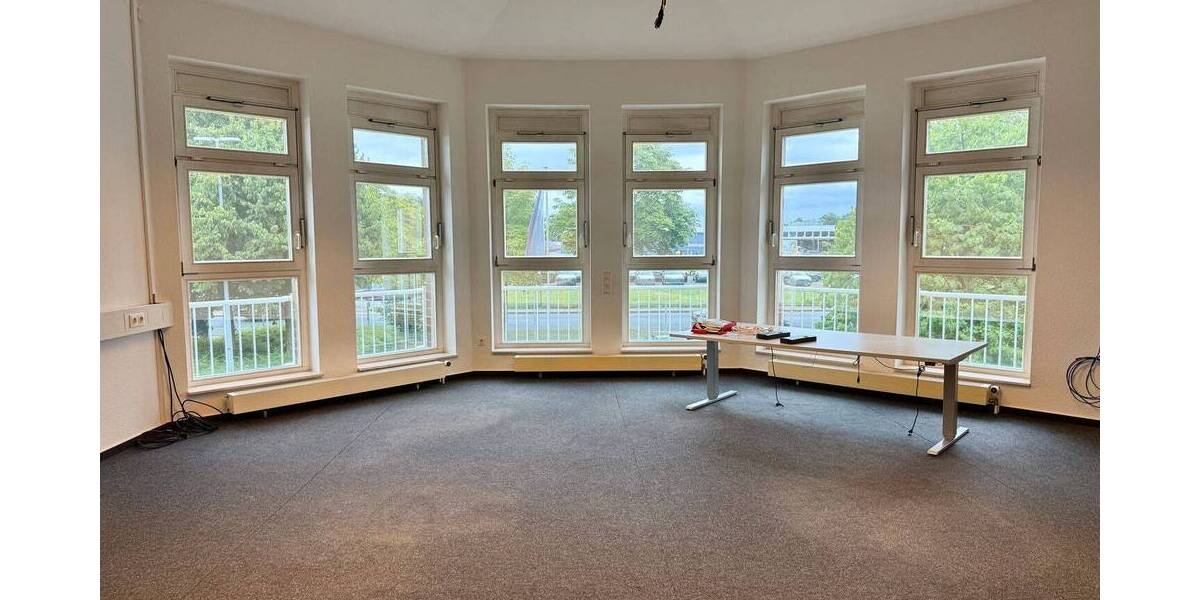 Gewerbeobjekt Oldenburg Tweelbäke - 7 Zimmer, 300 m&sup2;, 3.100&euro; | Angebot:25773824