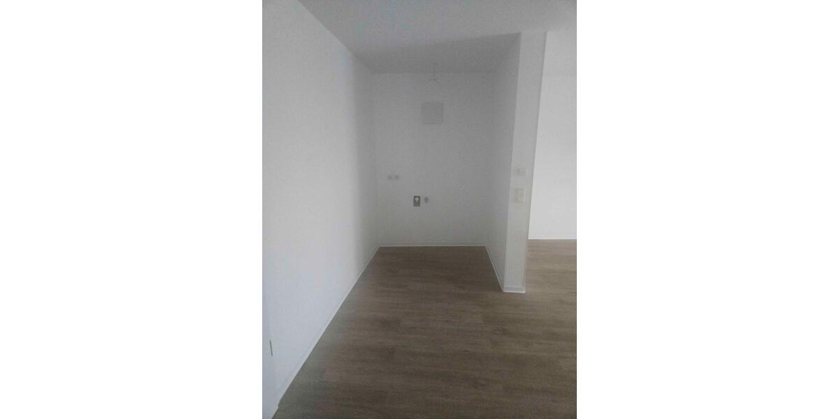Etagenwohnung Osthofen - 2 Zimmer, 86 m&sup2;, 1.120&euro; | Angebot:24599148