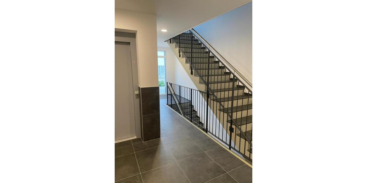 Etagenwohnung Cottbus - 3 Zimmer, 80 m&sup2;, 1.040&euro; | Angebot:26610529